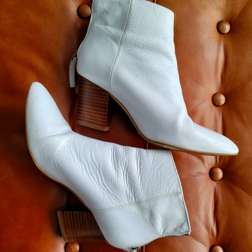 ZARA basic collection white ankle boots